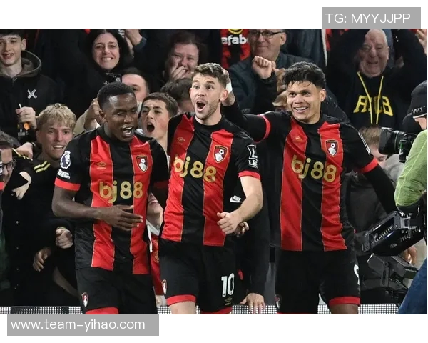 曼城官方推特发布海报热身曼市德比哈兰德塞梅尼奥多库齐亮相